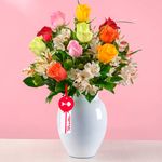 florero-con-10-rosas-de-colores