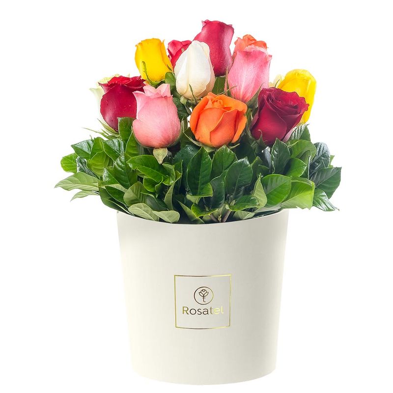 sombrerera-crema-grande-con-15-rosas-variadas