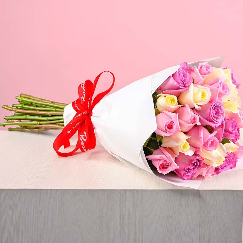 ramo-dulce-elegancia-con-25-rosas