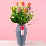 arreglo-esencia-de-tulipanes-multicolor