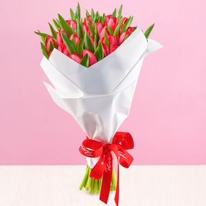 Ramo Amor con 50 Tulipanes Rojos