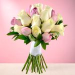 bouquet-de-novia-con-12-rosas