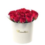 sombrerera-crema-mediana-con-12-rosas-rojas