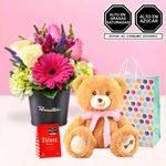 Arreglo Rosas Flores Hugo y Chocolates Rosatel