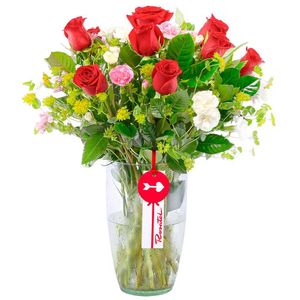 Arreglo con Rosas Rojas y Clavelinos